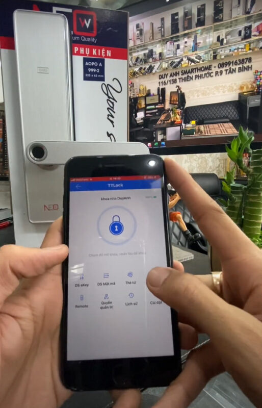 Hướng dẫn cài đặt App khóa DSmart TTLOCK với điện thoại thực tế có khóa