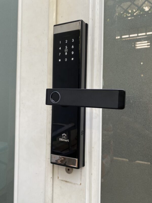 Khóa điện tử vân tay DSmart PN02T cho cửa gỗ 25 Khóa điện tử DSmart PN02T màu đen black