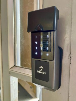 Khóa Cửa Cổng DSmart 2C38T Vân Tay 2 chiều CHỐNG NƯỚC 14 Khóa Cửa Cổng Sắt Thông Minh DSmart 2C38T