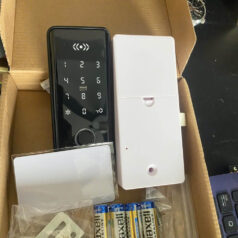 Khóa điện tử cửa tủ vân tay DSmart KT02T App TTLOCK