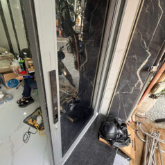 Khóa Vân Tay TTLock Lắp Cửa Nhôm Lùa Quay