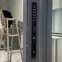 Khóa Điện Tử Vân Tay Lắp Hạn Chế Khoan Đục Âm Cửa Nhôm Xingfa