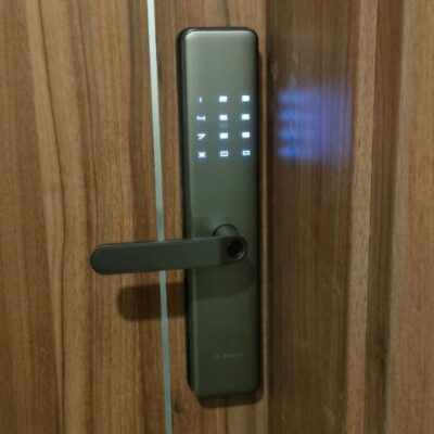 Khóa Điện Tử Vân Tay Bosch ID40P 19 khóa Bosch ID40P lắp chung cư, cửa gỗ, căn hộ