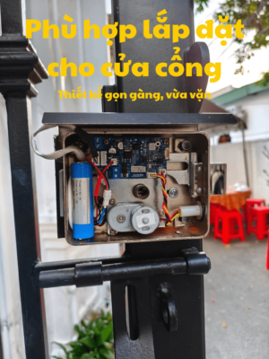 Tấm Pin Năng Lượng Mặt Trời DSmart PMT01 26 Tấm pin DSmart PMT01 giúp khóa cửa cổng thông minh luôn sẵn sàng sử dụng.