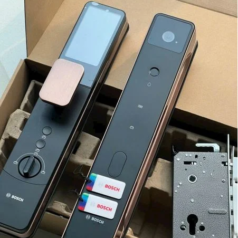 Hộp sản phẩm khóa cửa Bosch FU8 Plus