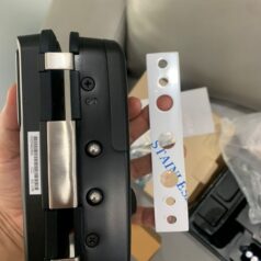 Hình ảnh thực tế lắp đặt khóa cửa kính SOLITY GG-33B cho văn phòng tại TP.HCM.