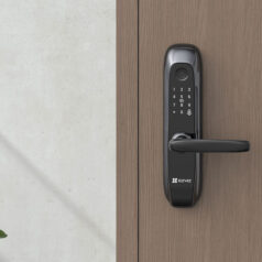 EZVIZ L2S – Khóa cửa thông minh đáng mua nhất hiện nay.