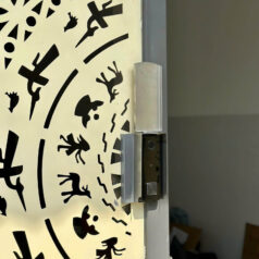 Tấm pin năng lượng mặt trời DSmart PMT01 – giải pháp cho khóa cổng không dây