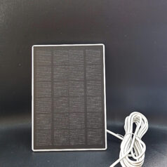 Tấm pin năng lượng mặt trời DSmart PMT01 giúp khóa cổng thông minh hoạt động liên tục