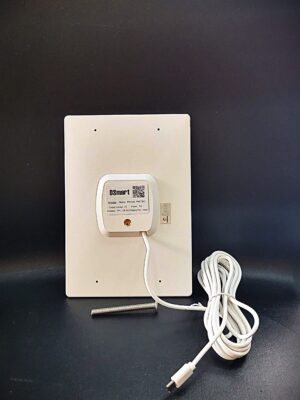 Tấm Pin Năng Lượng Mặt Trời DSmart PMT01 29 Giải pháp năng lượng cho khóa điện tử cửa cổng với tấm pin DSmart PMT01