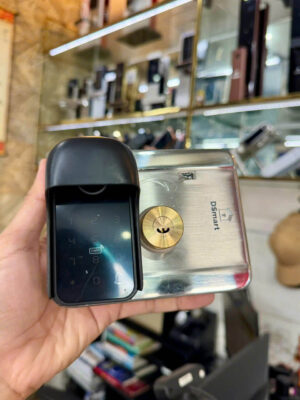 Khóa Cửa Cổng 2 Mặt TTLock 2C38T-I Inox 304 13 Khóa TTLock 2C38T-I - Mặt trước sau tách biệt, an toàn cho nhà trọ
