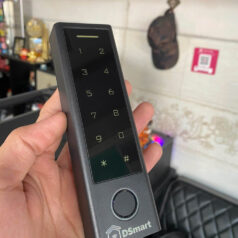 Đầu đọc vân tay DSmart DD26TUB Bluetooth hỗ trợ vân tay, mật mã, thẻ từ và quản lý qua app Tuya / Smart Life.