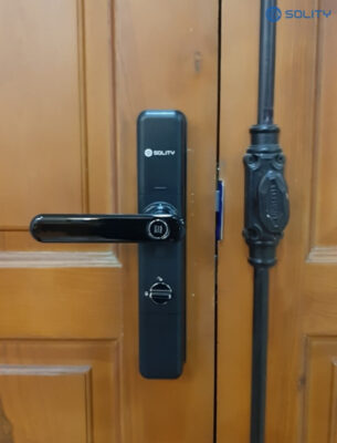 Khóa cửa điện tử vân tay Solity GM-1000BK 24 Hệ thống chống sao chép vân tay, cảnh báo đột nhập và chống hack hiệu quả.
