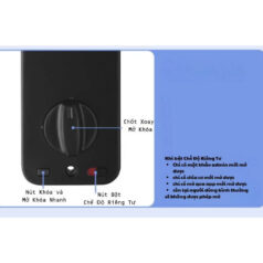 Hình ảnh khóa DSmart DB01T sử dụng 4 pin AA, tiết kiệm năng lượng và dễ thay thế.