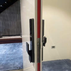 Công nghệ chống phá khóa bằng điện trên Philips DDL720-MVP giúp an toàn tuyệt đối