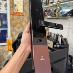 DSmartLock thi công lắp khóa vân tay PLC02T tại TP.HCM