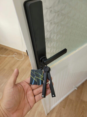 khóa TTLock cửa nhôm Xingfa, khóa thông minh điều khiển qua app