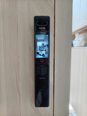 lắp khóa Philips DDL902-MFVP-11HWS tại Thành Phố Hồ Chí Minh