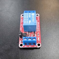 Relay điều khiển cửa cuốn bằng vân tay