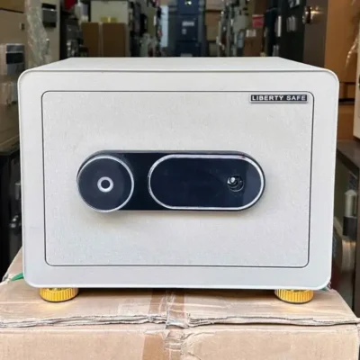 Két sắt MINI Liberty LB30S Vân Tay Mã Số 16KG 10 Nội thất Két sắt Liberty LB30S mini thông minh vân tay